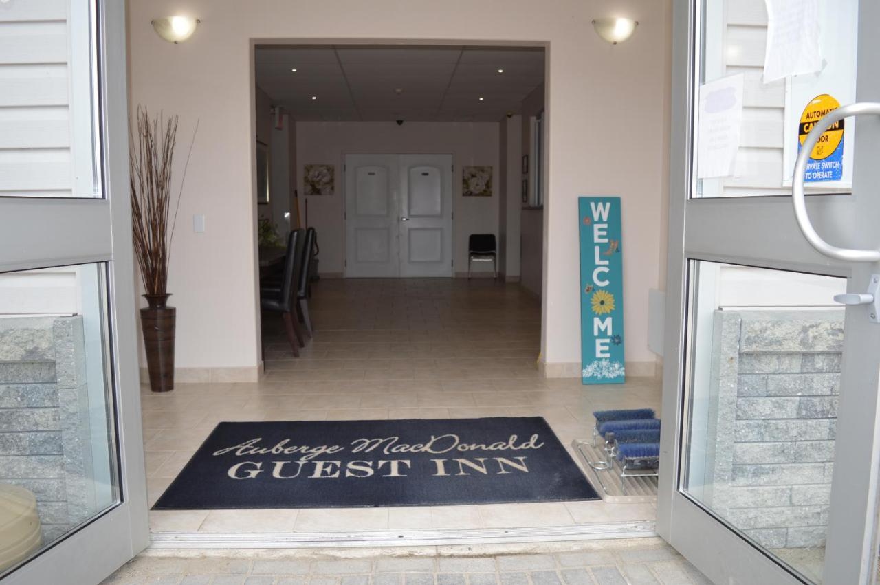Auberge Macdonald Guest Inn Iroquois Falls エクステリア 写真