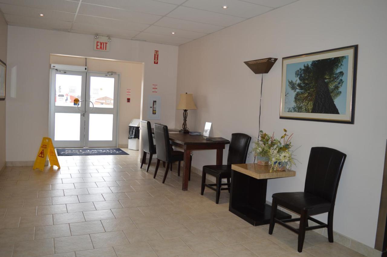Auberge Macdonald Guest Inn Iroquois Falls エクステリア 写真